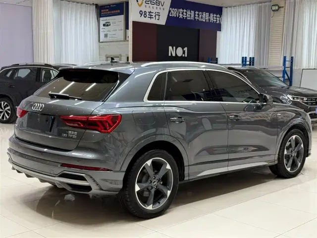 Audi Q3 — Фото автомобиля 4