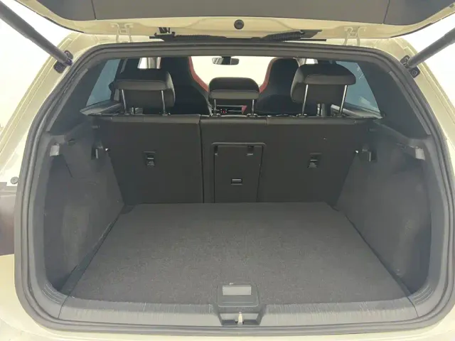 Volkswagen Golf GTI — Фото автомобиля 13