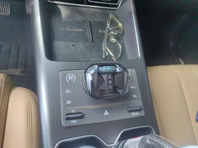 BYD Song Pro — Фото автомобиля 10