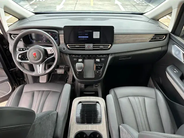 Hongqi Hongqi HQ9 PHEV 2024 Model 2.0T AWD Business Edition — Фото автомобиля 10