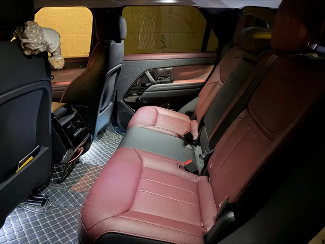 Land Rover Range Rover Sport — Фото автомобиля 8