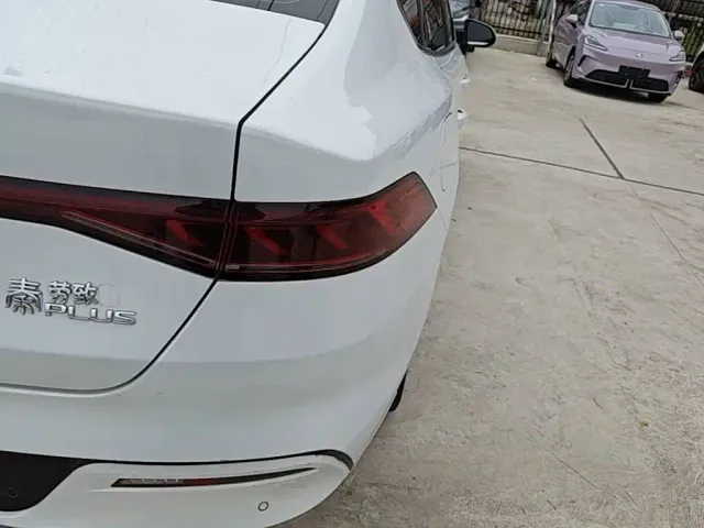 BYD Qin PLUS — Фото автомобиля 7