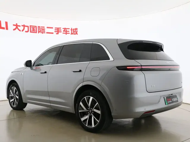 Li Auto L7 — Фото автомобиля 15