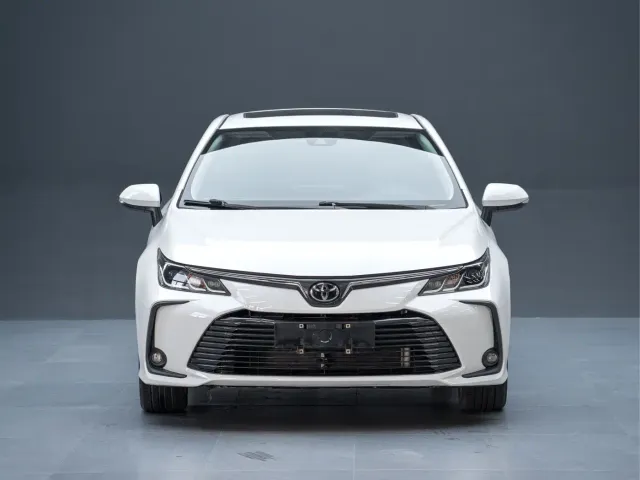 Toyota Corolla — Фото автомобиля 4