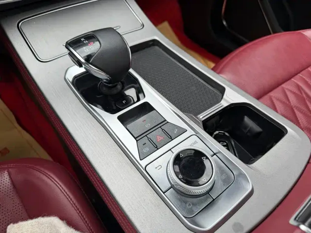 Jetour X70 Plus — Фото автомобиля 9