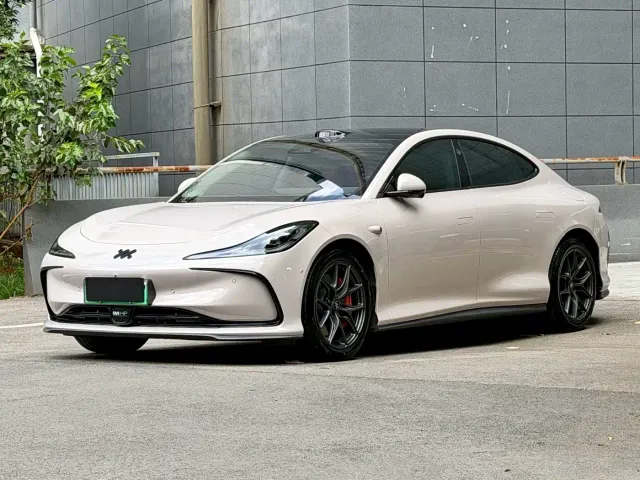 Фотография автомобиля — IM Motors L6