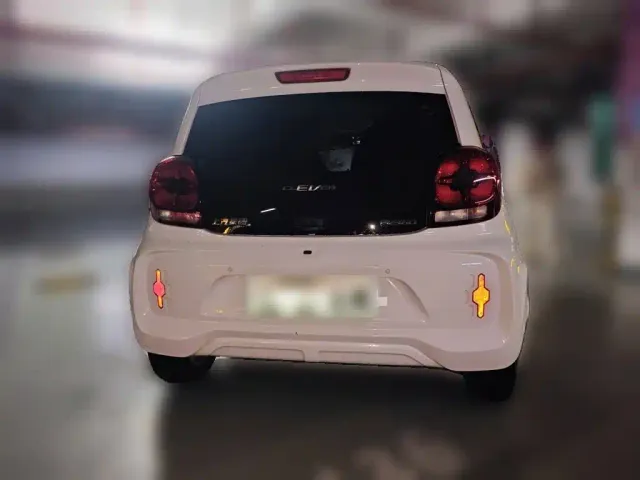 Roewe Clever — Фото автомобиля 3