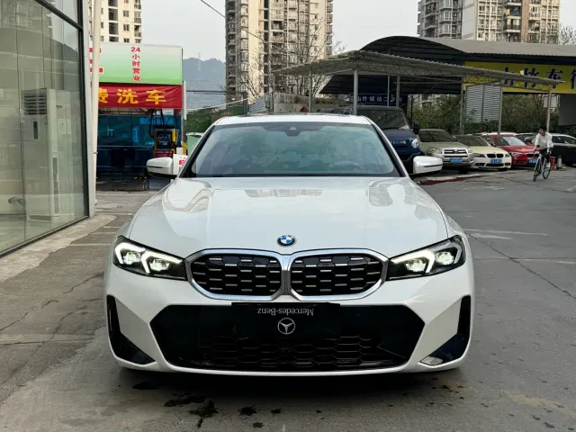 BMW 3 Series — Фото автомобиля 2