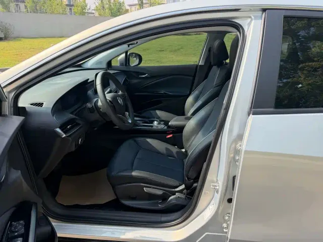 Buick Velite 6 — Фото автомобиля 8