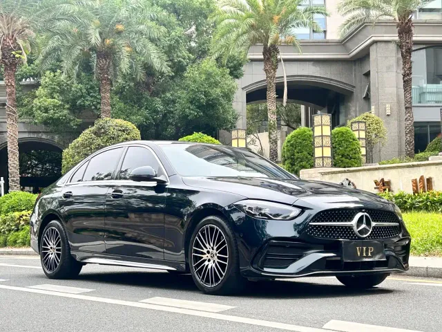 Mercedes-Benz C-Class — Фото автомобиля 3