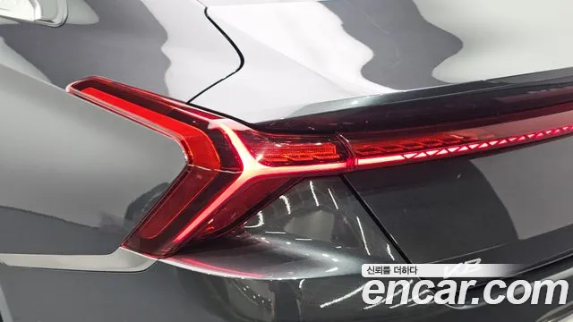 Kia K8 K8 Hybrid — Фото автомобиля 8