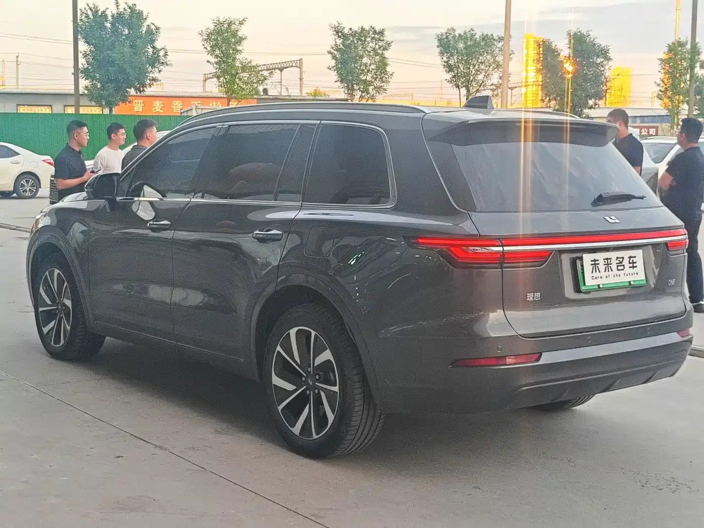 Li Auto Li ONE 2021 Extended Range 6-Seater — Фото автомобиля 14