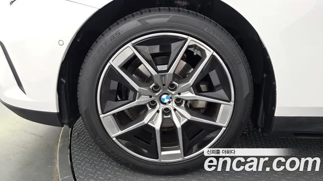 BMW 5-Series — Фото автомобиля 5
