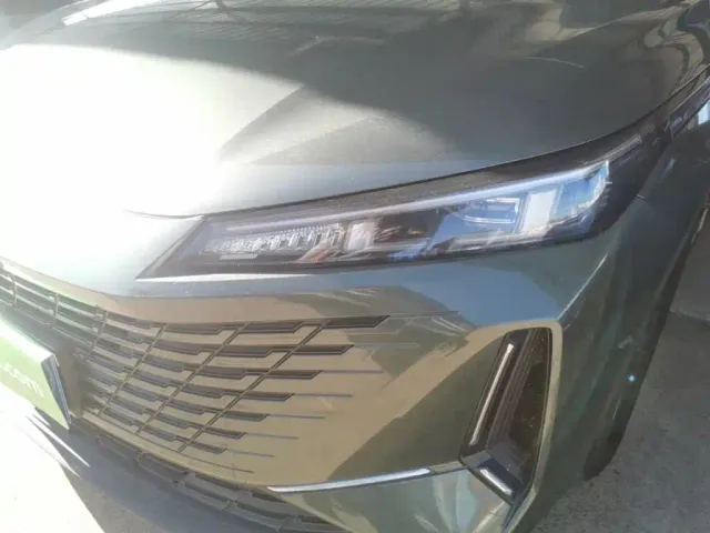 Changan Lamore — Фото автомобиля 23