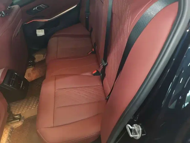 BMW 3 Series — Фото автомобиля 16