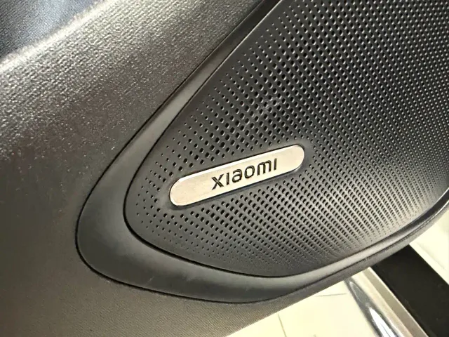Xiaomi SU7 — Фото автомобиля 9