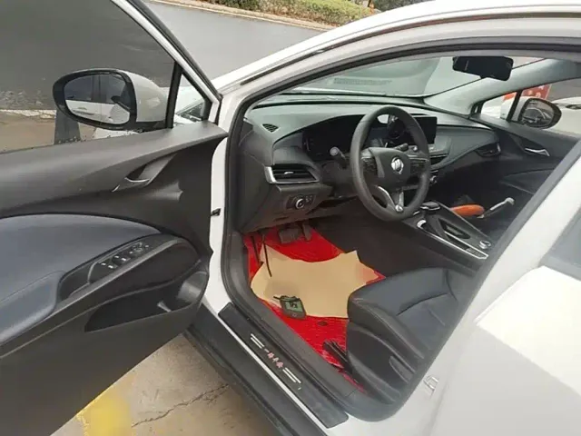 Buick Velite 6 — Фото автомобиля 15