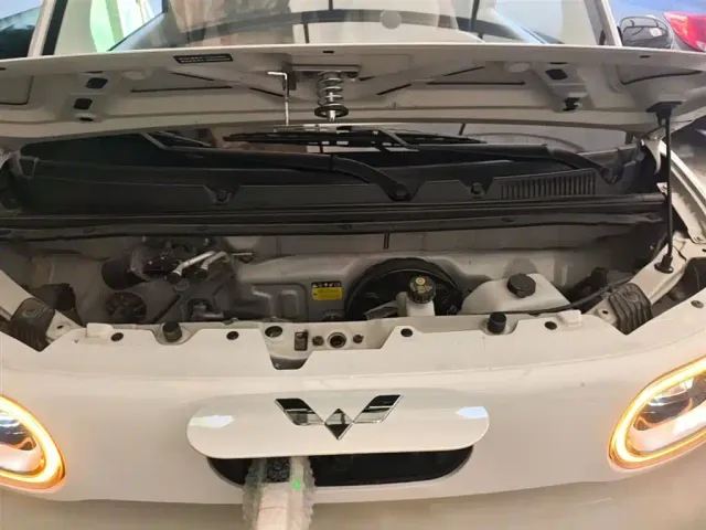 Wuling Hongguang Mini EV — Фото автомобиля 19