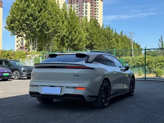 Zeekr 007 GT — Фото автомобиля 5