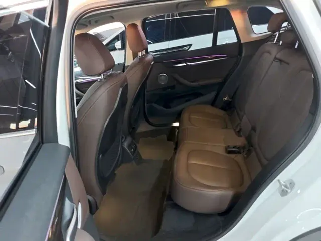 BMW X1 — Фото автомобиля 16