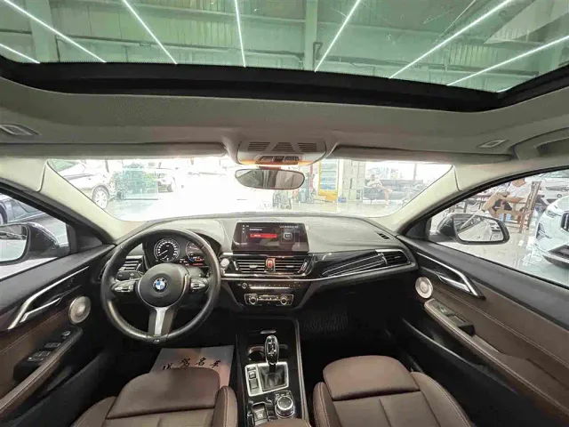 BMW 1 Series — Фото автомобиля 11