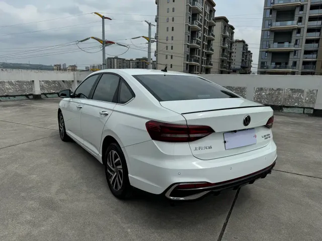 Volkswagen Lavida — Фото автомобиля 6