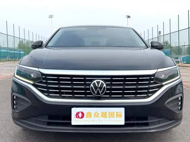 Volkswagen Passat — Фото автомобиля 2