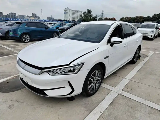 Фотография автомобиля — BYD Qin PLUS