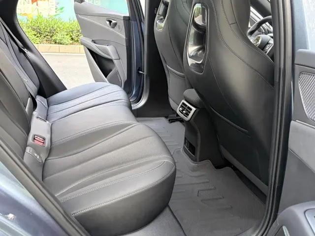 BYD Seal 06 — Фото автомобиля 19
