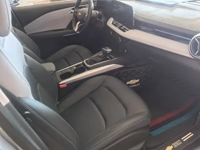 Chevrolet Monza — Фото автомобиля 13
