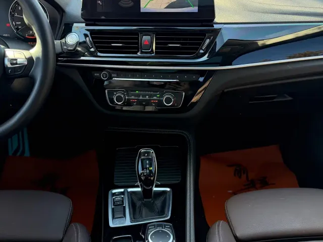 BMW 1 Series — Фото автомобиля 9