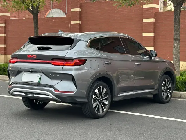 BYD Song PLUS — Фото автомобиля 5