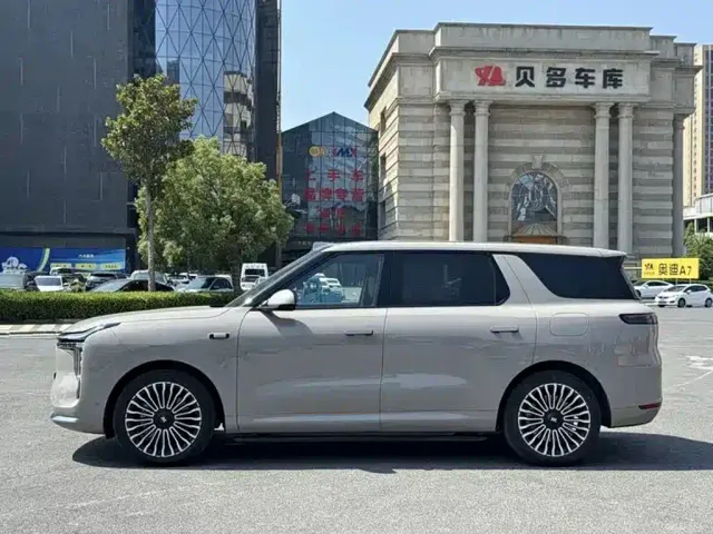 IM Motors LS8 — Фото автомобиля 20