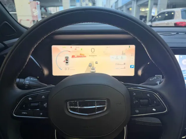 Geely Xingyue L — Фото автомобиля 10