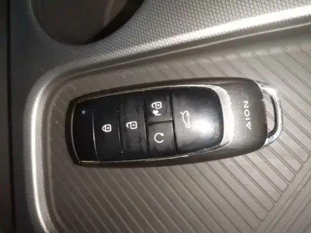 GAC Aion Y — Фото автомобиля 16
