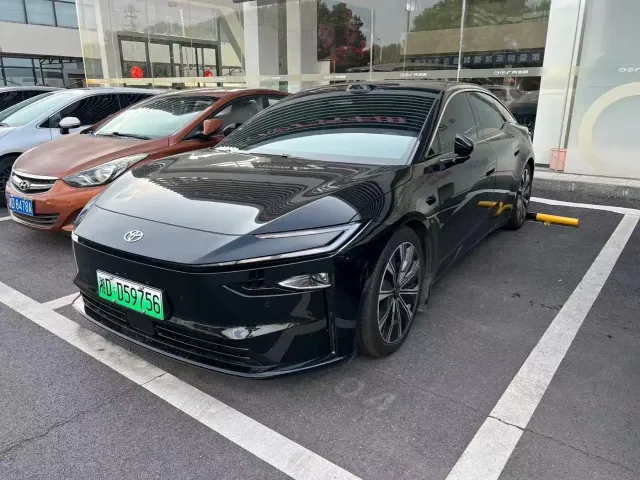 Фотография автомобиля — Toyota BoZhi 7