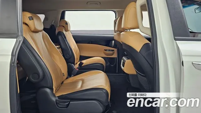 Kia Carnival 4th Gen — Фото автомобиля 17