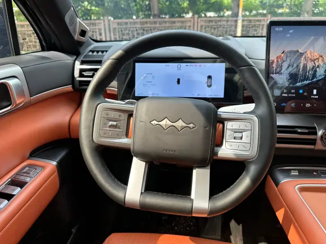 BYD FangChengBao Titanium 7 — Фото автомобиля 10