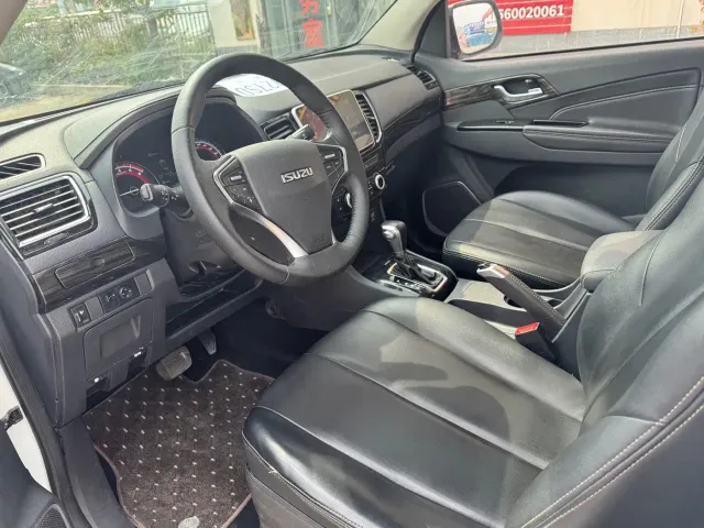 Isuzu Lingtuo — Фото автомобиля 7