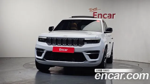 Jeep Cherokee — Фото автомобиля 3