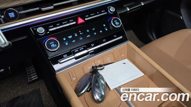 Hyundai Santa Fe MX5 — Фото автомобиля 23
