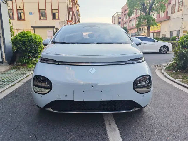 Baojun Cloud — Фото автомобиля 3