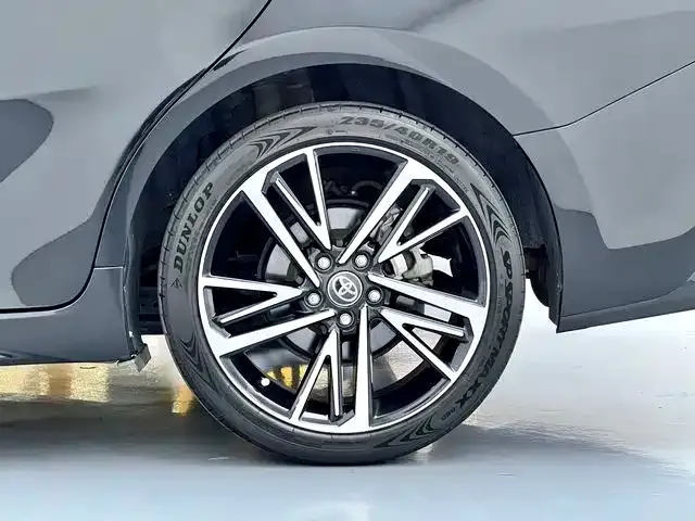 Toyota Camry — Фото автомобиля 16