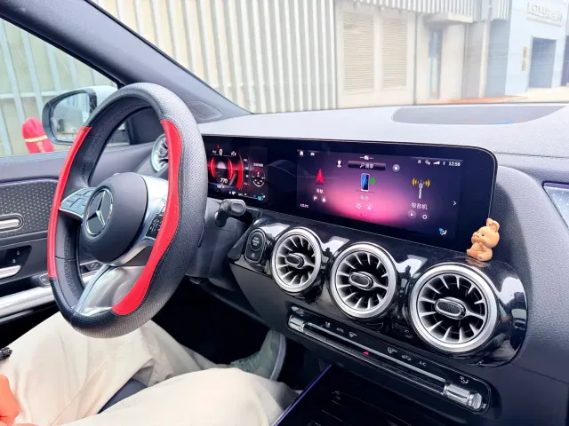 Mercedes-Benz GLA-Class — Фото автомобиля 11