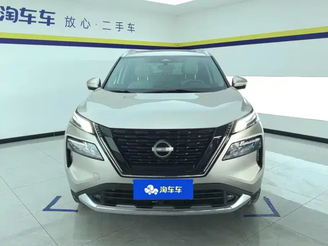 Nissan X-Trail — Фото автомобиля 2