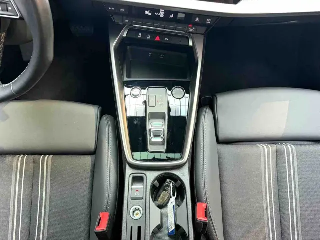 Audi A3 — Фото автомобиля 11