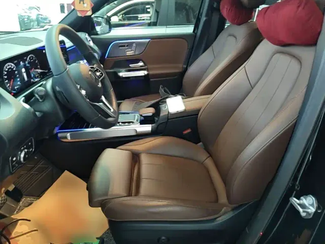 Mercedes-Benz GLB-Class — Фото автомобиля 14
