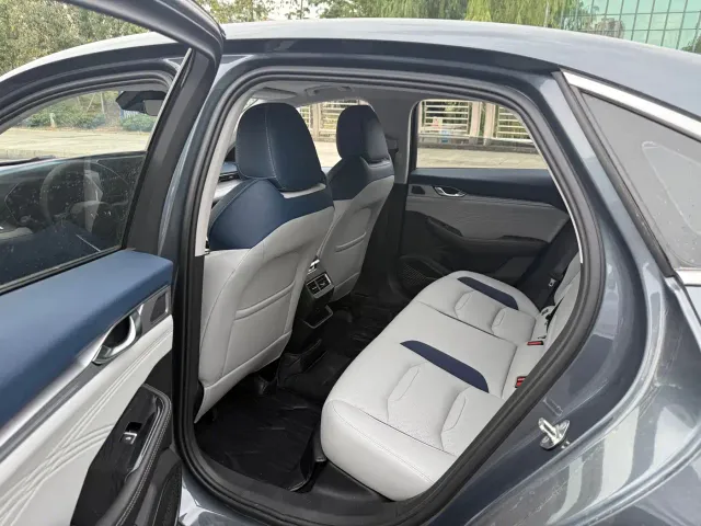 Geely Xingrui — Фото автомобиля 5