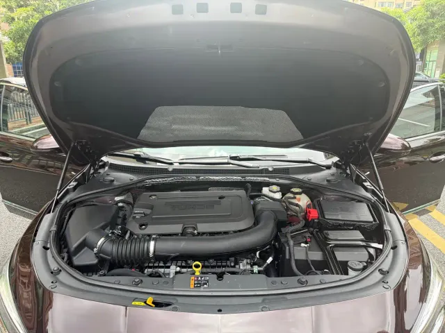 Buick LaCrosse — Фото автомобиля 19