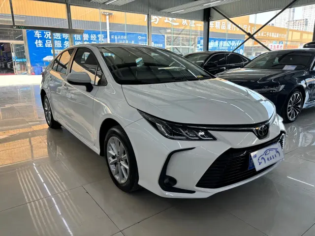 Toyota Corolla — Фото автомобиля 3